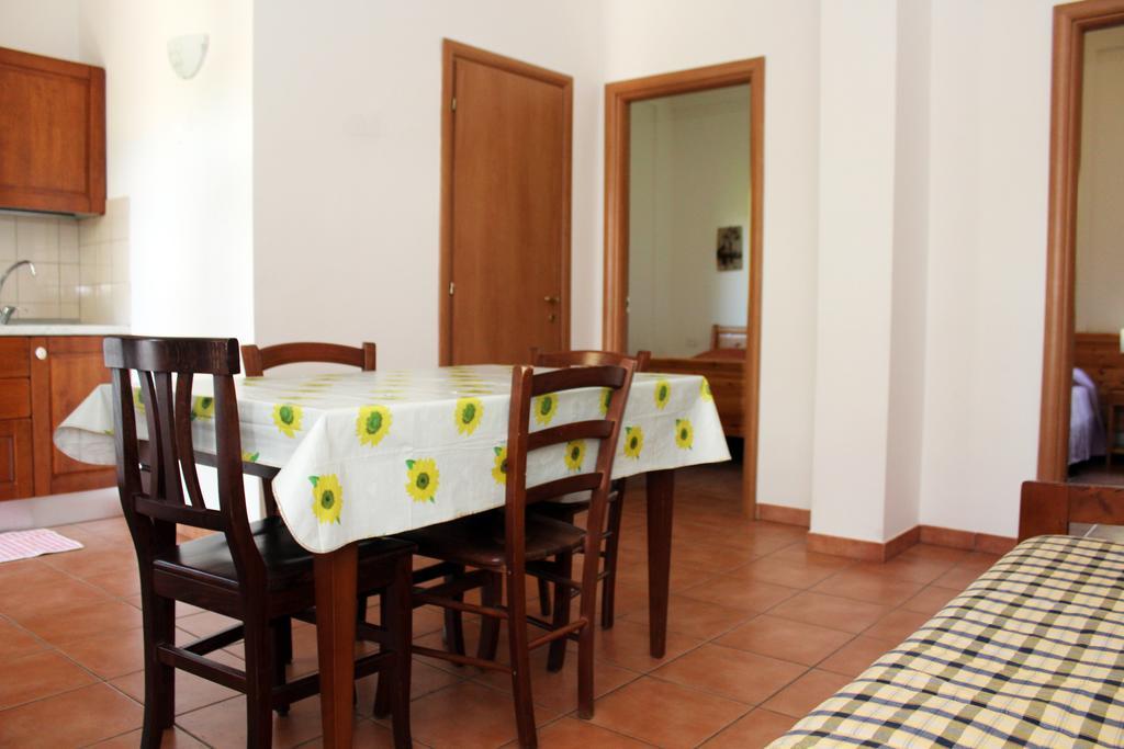 I Sapori Del Gargano Guest House Vieste Bagian luar foto
